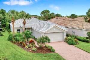 10055 Oakhurst Way, Fort Myers