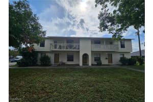 626 Se 13th Ct 4, Cape Coral