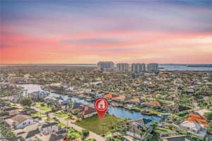 1524 Sw 57th St, Cape Coral