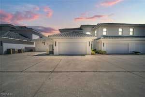 724 Sw 47th St 205, Cape Coral