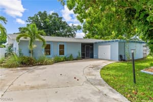 2705 Se 18th Pl, Cape Coral