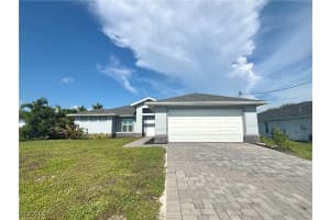 2715 Nw 45th Pl, Cape Coral