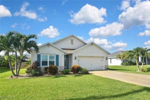 2126 Sw 26th St, Cape Coral