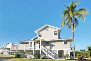 2258 Palm Ave, St James City