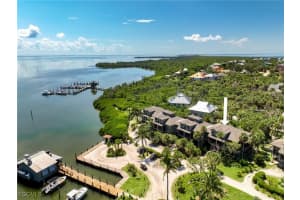 4481 Escondidio Ln 80, Upper Captiva