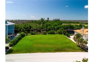 4061 Galt Island Ave, St James City
