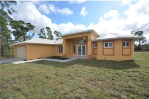 1132 Edelweiss St E, Lehigh Acres