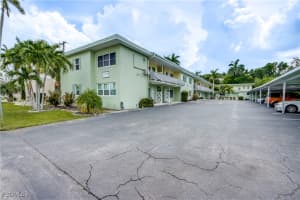 2544 1st St 107, Fort Myers