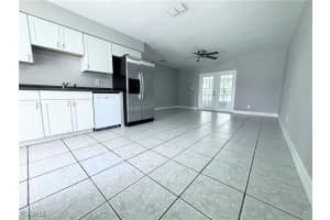 5478 Avenue C, Bokeelia