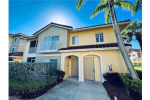 13180 Bella Casa Cir 275, Fort Myers