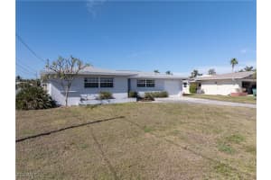 3102 Se 18th Ave, Cape Coral