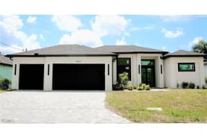 920 Se 5th Ter, Cape Coral