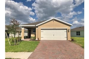 18524 Cronin Sand Ln, North Fort Myers