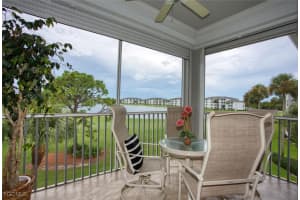 8066 Queen Palm Ln 537, Fort Myers