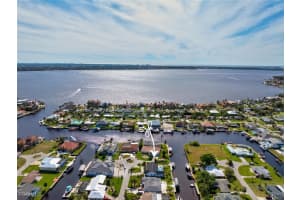 5360 Congo Ct, Cape Coral