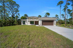 3715 Sunset Rd, Lehigh Acres
