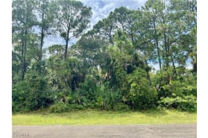 8103 Life Ct, Labelle