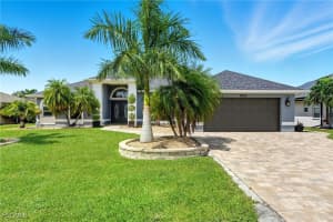 1062 Se 21st Ave, Cape Coral