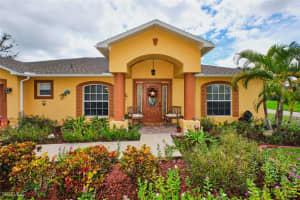 2322 Sw 17th St, Cape Coral