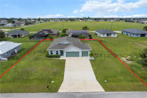 2112 Ne 4th Pl, Cape Coral
