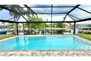 1721 Se 44th St, Cape Coral