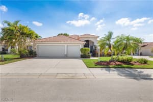 2060 Corona Del Sire Dr, North Fort Myers