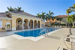 4281 Bellasol Cir 2323, Fort Myers