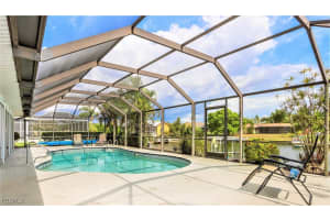 618 Archer Pky W, Cape Coral
