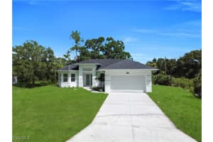 404 W 15th St, Lehigh Acres
