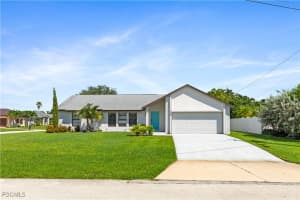 245 Sw 44th Ter, Cape Coral