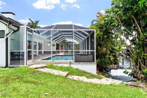 2328 Se 27th St, Cape Coral