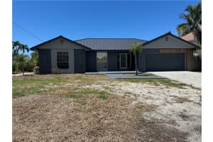 888 Limpet Dr, Sanibel