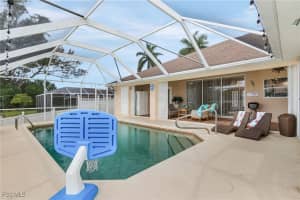 414 Sw 47th St, Cape Coral
