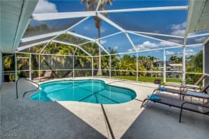 4142 Sw 22nd Ct, Cape Coral