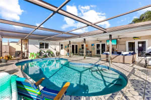 1426 Se 34th Ter, Cape Coral