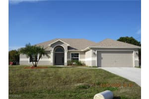 1911 Sw 12th Ln, Cape Coral