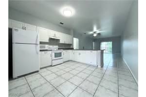 1109 Sw 48th Ter 5, Cape Coral