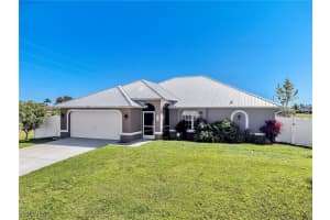 2707 Ne 5th Pl, Cape Coral