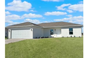 4528 Nw 34th Pl, Cape Coral