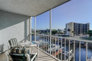 4521 Bay Beach Ln 324, Fort Myers Beach