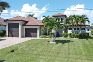 1911 Sw 47th St, Cape Coral