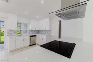 1917 Cape Coral Pkwy W, Cape Coral