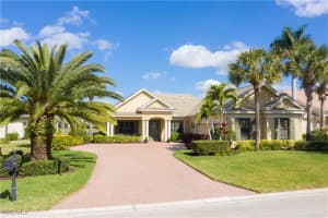 13491 Sabal Point Dr, Fort Myers