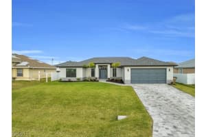 1241 Nw 37th Pl, Cape Coral
