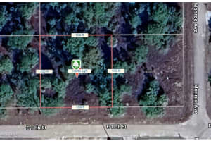 813 E 12th St, Lehigh Acres