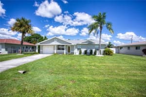 1005 Se 37th St, Cape Coral