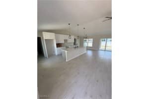 1441 Ne 34th St, Cape Coral