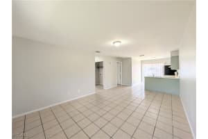 427 Ne Pine Island Ln 1, Cape Coral