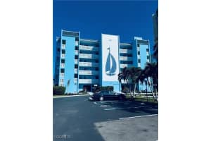 2711 1st St 102, Fort Myers