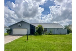 9382 Pineapple Rd, Fort Myers